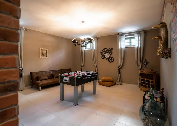 Moonlight 2 Vila Stuti