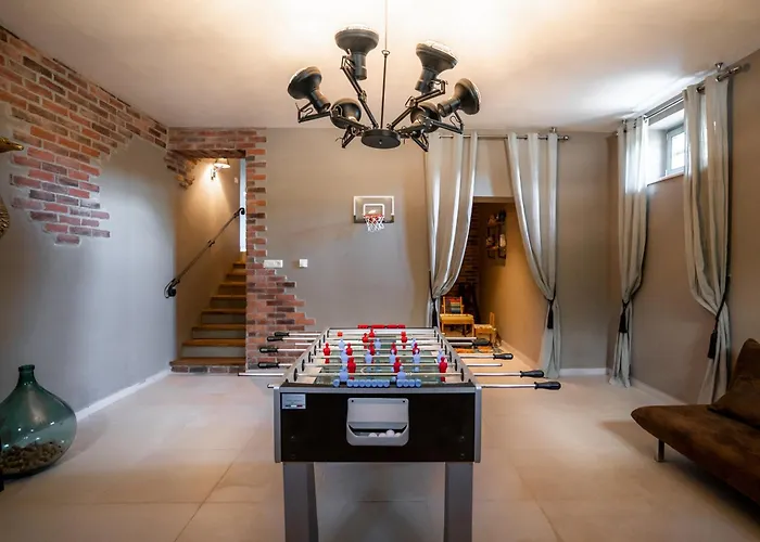 Moonlight 2 Villa Stuti